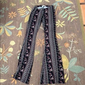 Floral print leggings with bell bottoms